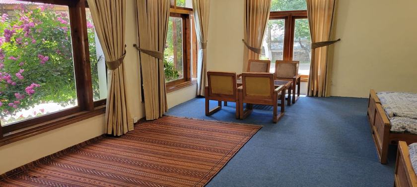 Imagen de la habitación del Hotel Pine Park Edge Resort Khanian. Foto 9