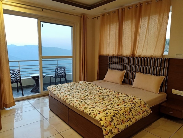 Imagen de la habitación del Hotel Pine Peak Kasauli. Foto 1