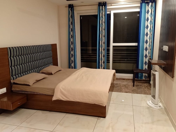 Imagen de la habitación del Hotel Pine Peak Kasauli. Foto 8