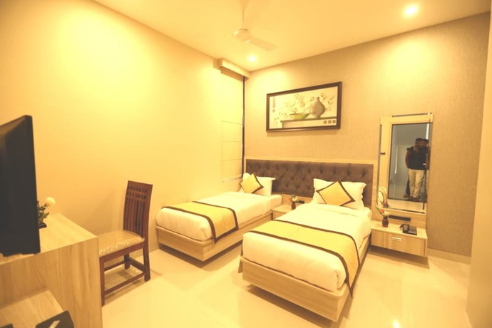 Imagen de la habitación del Hotel Pine Regency - Aravali\'s Peak view. Foto 7