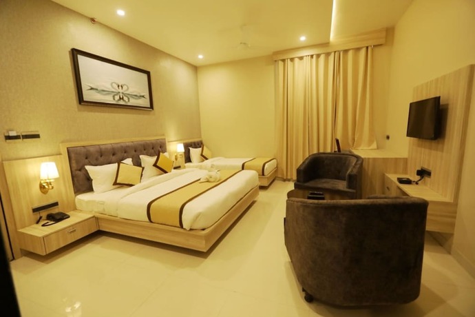 Imagen de la habitación del Hotel Pine Regency - Aravali\'s Peak view. Foto 10