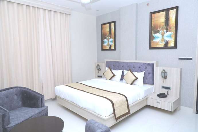 Imagen de la habitación del Hotel Pine Regency - Aravali\'s Peak view. Foto 13