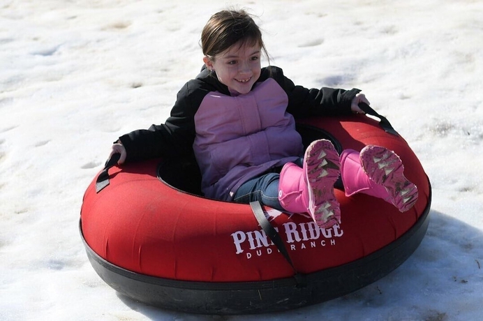 Imagen general del Hotel Pine Ridge Dude Ranch. Foto 8