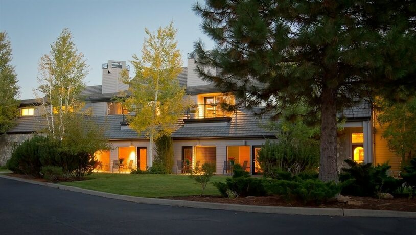 Imagen general del Hotel Pine Ridge Inn, Bend. Foto 1