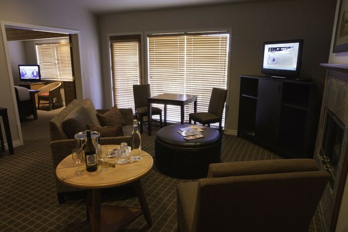 Imagen general del Hotel Pine Ridge Inn, Bend. Foto 3