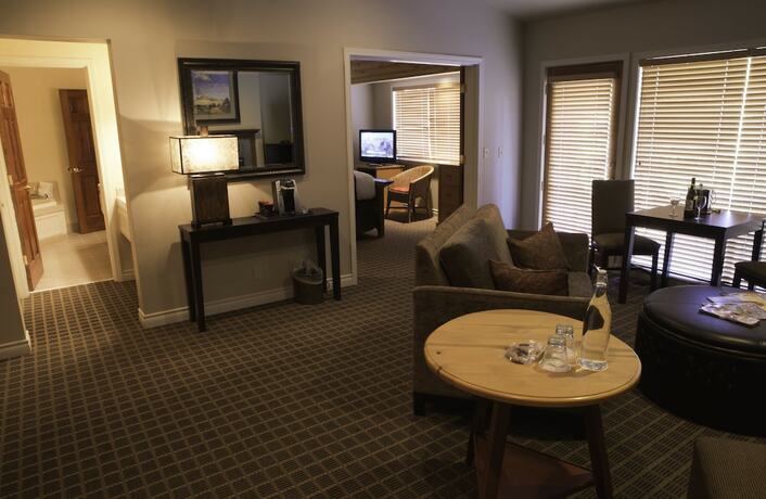 Imagen general del Hotel Pine Ridge Inn, Bend. Foto 8