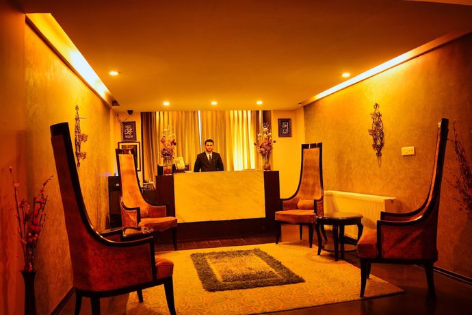 Imagen de los interiores del Hotel Pine Spring Resort Gulmarg. Foto 19