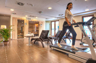 Imagen general del Hotel Pine, Tivat. Foto 1