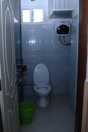 Imagen de la habitación del Hotel Pine Tree, Rajkot. Foto 10