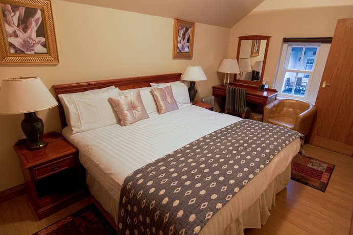 Imagen de la habitación del Hotel Pine Trees. Foto 10