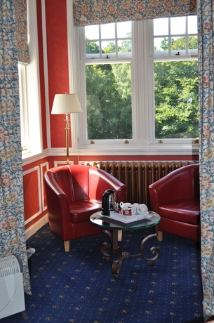 Imagen de la habitación del Hotel Pine Trees. Foto 12