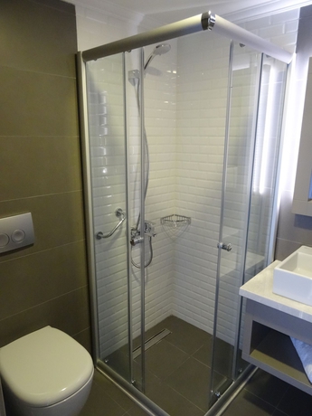 Imagen de la habitación del Hotel Pine Valley. Foto 5