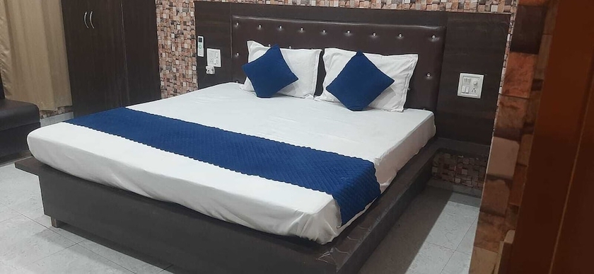 Imagen de la habitación del Hotel Pine View Kasauli. Foto 11