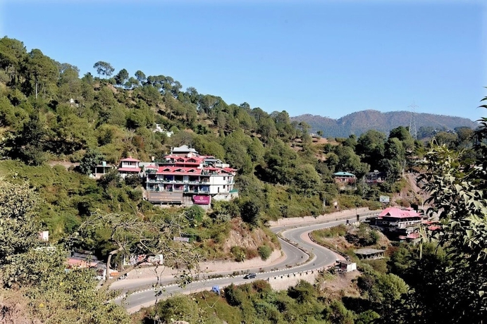 Imagen general del Hotel Pine View Kasauli. Foto 1