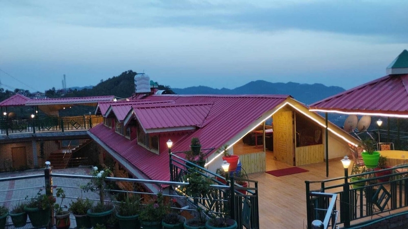 Imagen de los exteriores del Hotel Pine View Kasauli. Foto 14