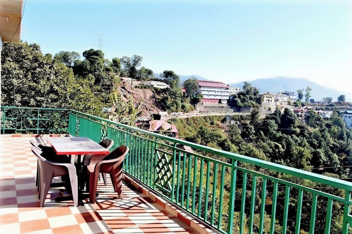 Imagen del bar/restaurante del Hotel Pine View Kasauli. Foto 7