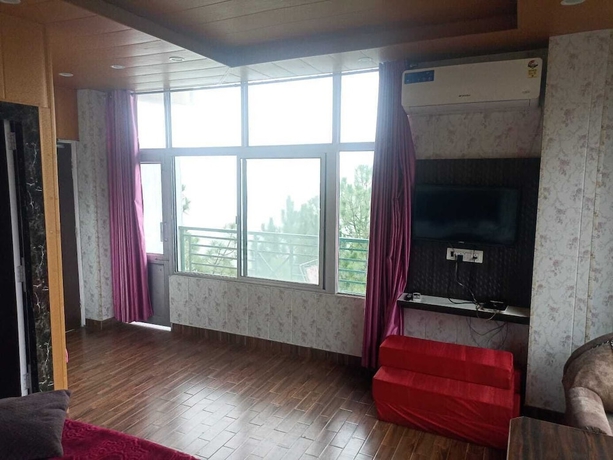 Imagen de la habitación del Hotel Pine View Villa. Foto 13