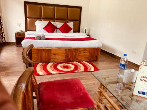 Imagen general del Hotel Pine roots. Foto 3