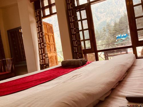 Imagen general del Hotel Pine roots. Foto 9