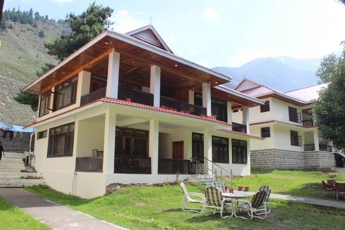 Imagen general del Hotel PinePark Lake Luxury Resort Naran. Foto 1