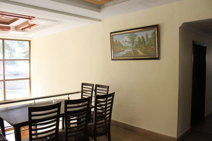 Imagen de los interiores del Hotel PinePark Lake Luxury Resort Naran. Foto 19
