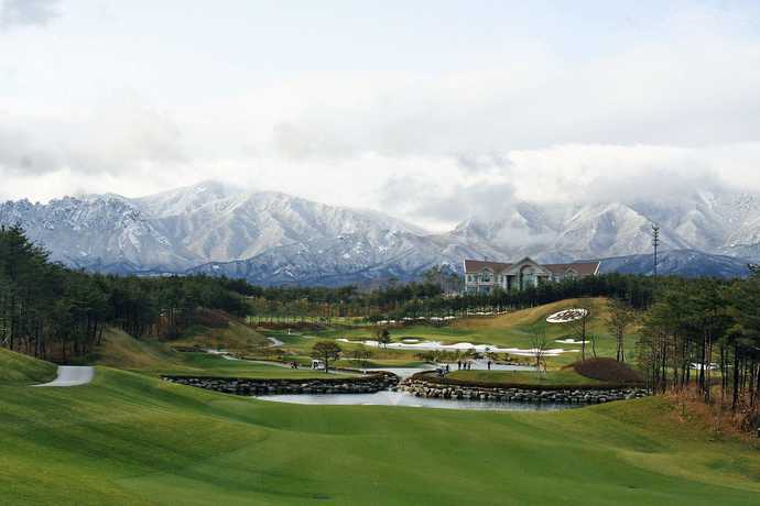 Imagen general del Hotel PineRidge Resort. Foto 1