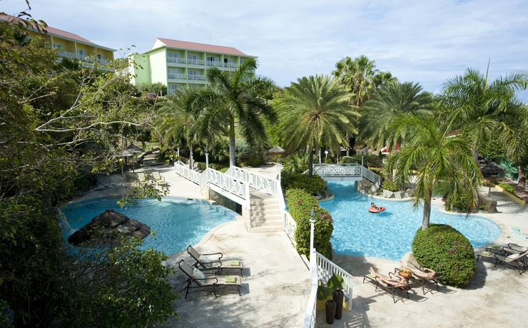 Imagen de la piscina del Hotel Pineapple Beach Club Antigua - Adults Only – All Inclusive. Foto 14