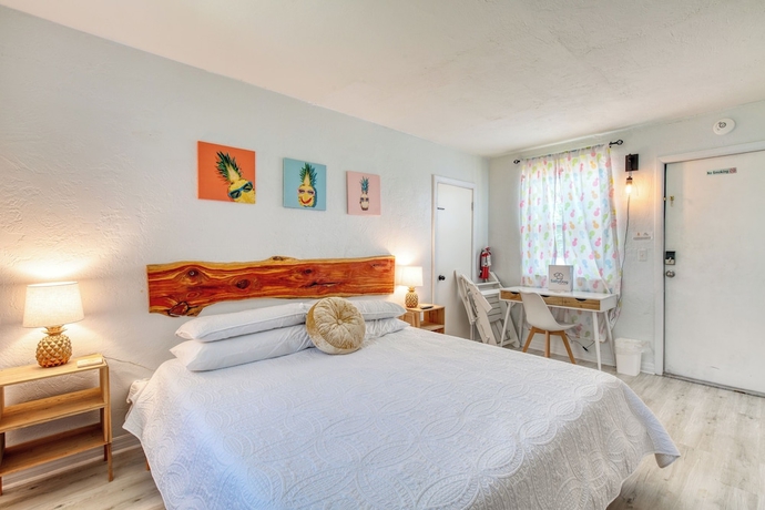 Imagen de la habitación del Hotel Pineapple Shores Retro Inn. Foto 4