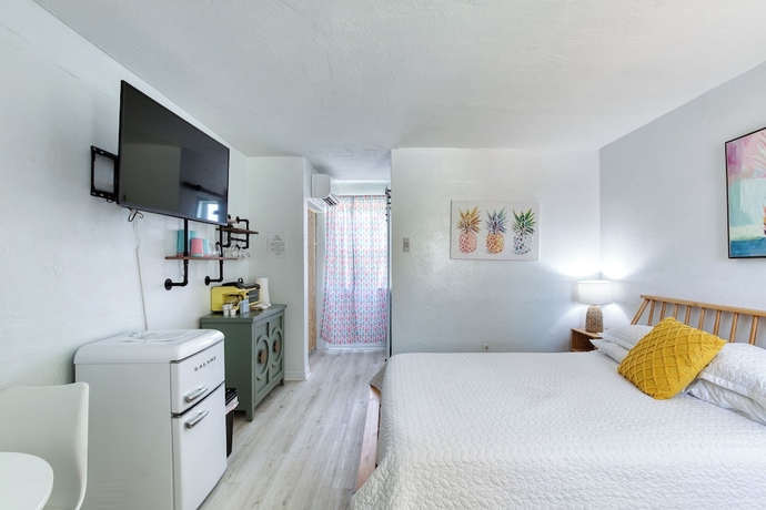 Imagen de la habitación del Hotel Pineapple Shores Retro Inn. Foto 6