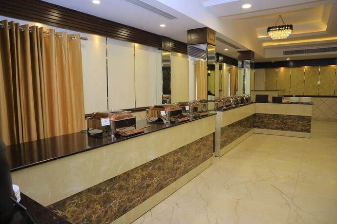 Imagen del bar/restaurante del Hotel Pineberrys. Foto 15