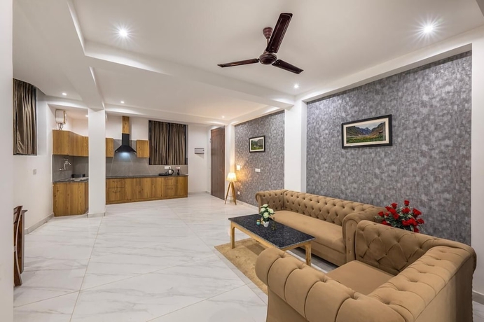 Imagen de los interiores del Hotel Pinecrest&eacute; Kasauli. Foto 14