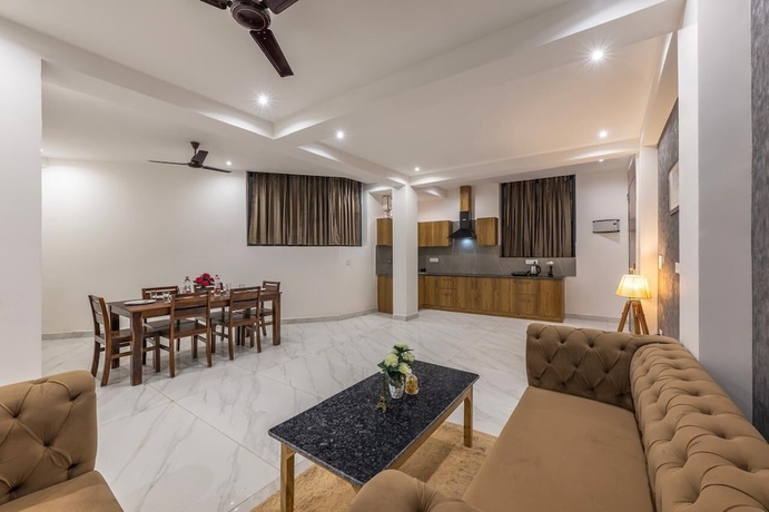 Imagen de los interiores del Hotel Pinecrest&eacute; Kasauli. Foto 16