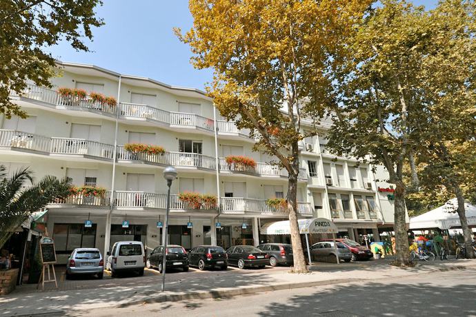 Imagen general del Hotel Pineda Aparthotel. Foto 2