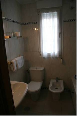 Imagen de la habitación del Hotel Pineda Playa. Foto 7