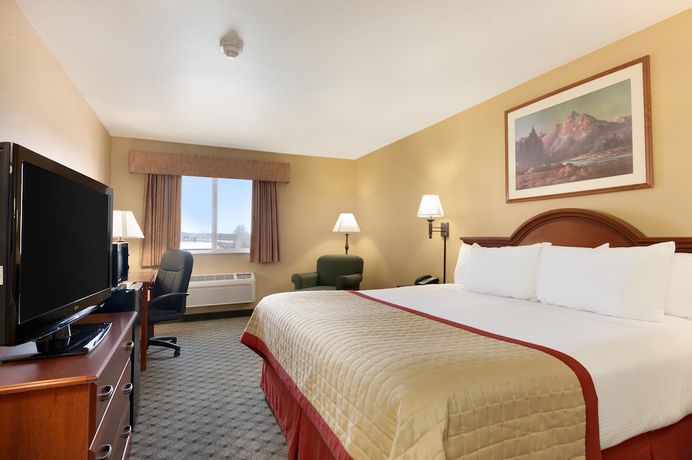 Imagen de la habitación del Hotel Pinedale And Suites. Foto 4