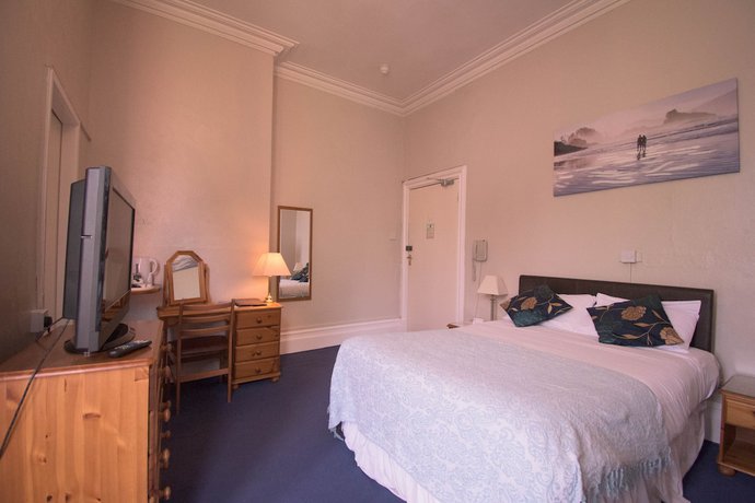 Imagen de la habitación del Hotel Pinegrove. Foto 7