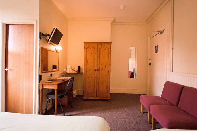 Imagen de la habitación del Hotel Pinegrove. Foto 8