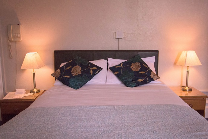 Imagen de la habitación del Hotel Pinegrove. Foto 10