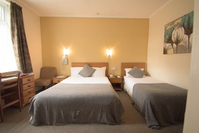 Imagen de la habitación del Hotel Pinegrove. Foto 12