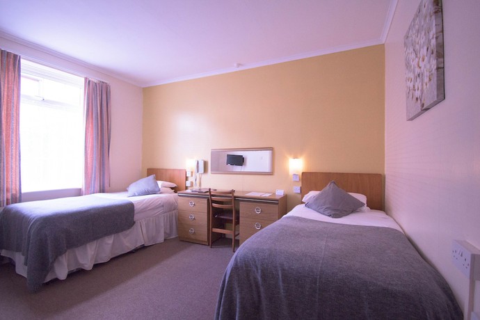 Imagen de la habitación del Hotel Pinegrove. Foto 18