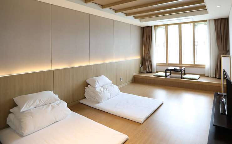 Imagen de la habitación del Hotel Pinehills. Foto 8