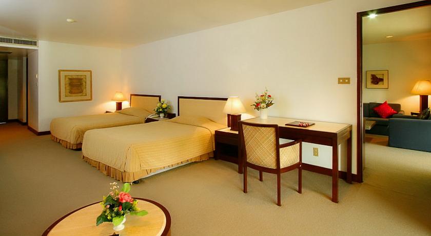 Imagen general del Hotel Pinehurst Golf Club And Hotel, Pathum Thani. Foto 5