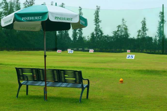 Imagen general del Hotel Pinehurst Golf Club and Hotel, Khlong Luang. Foto 1