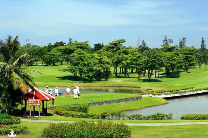 Imagen general del Hotel Pinehurst Golf Club and Hotel, Khlong Luang. Foto 3