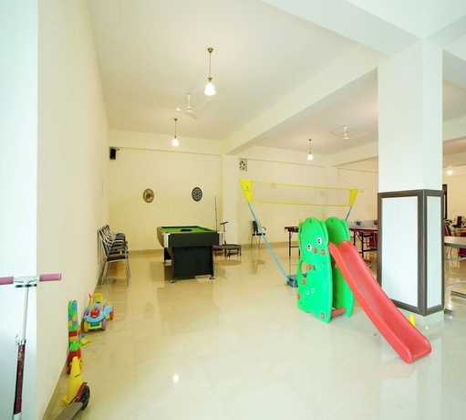 Imagen de los interiores del Hotel Pineland Chalets And Resort. Foto 10