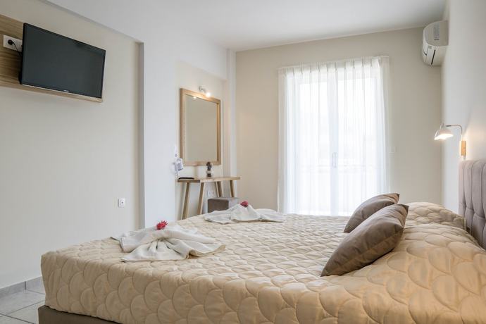 Imagen de la habitación del Hotel Pinelopi. Foto 10