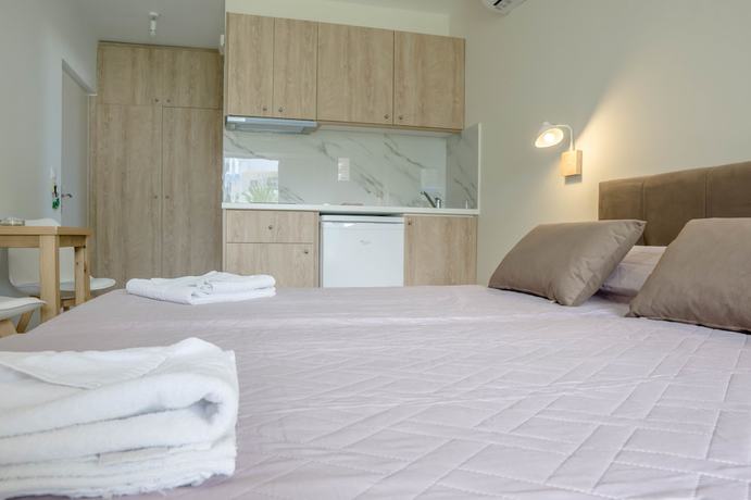 Imagen de la habitación del Hotel Pinelopi. Foto 13