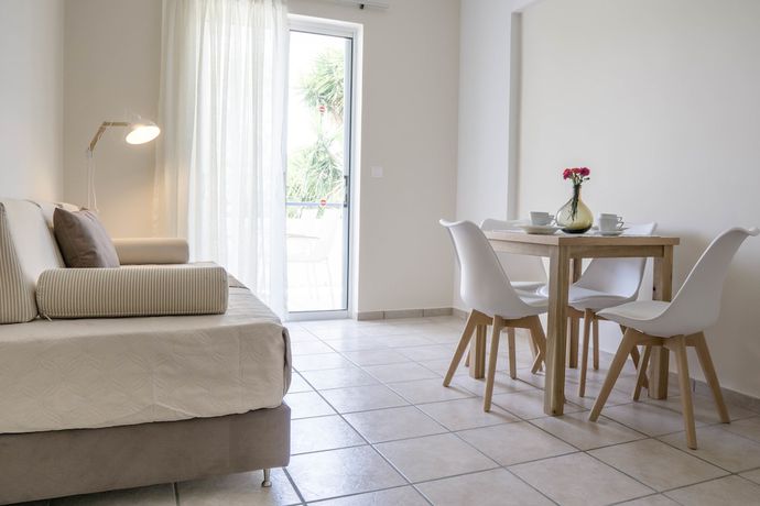 Imagen de la habitación del Hotel Pinelopi. Foto 18