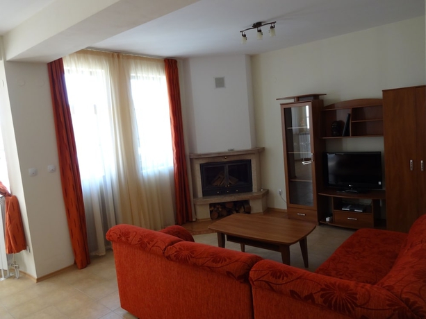 Imagen de la habitación del Hotel Pinerose Resort. Foto 13