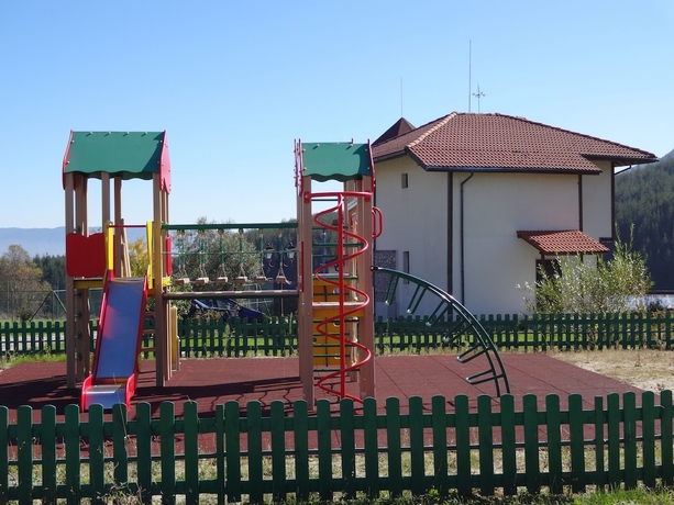 Imagen de los interiores del Hotel Pinerose Resort. Foto 15